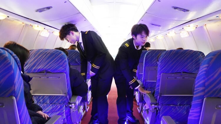 "藍天杯"航空服務(wù)技能大賽